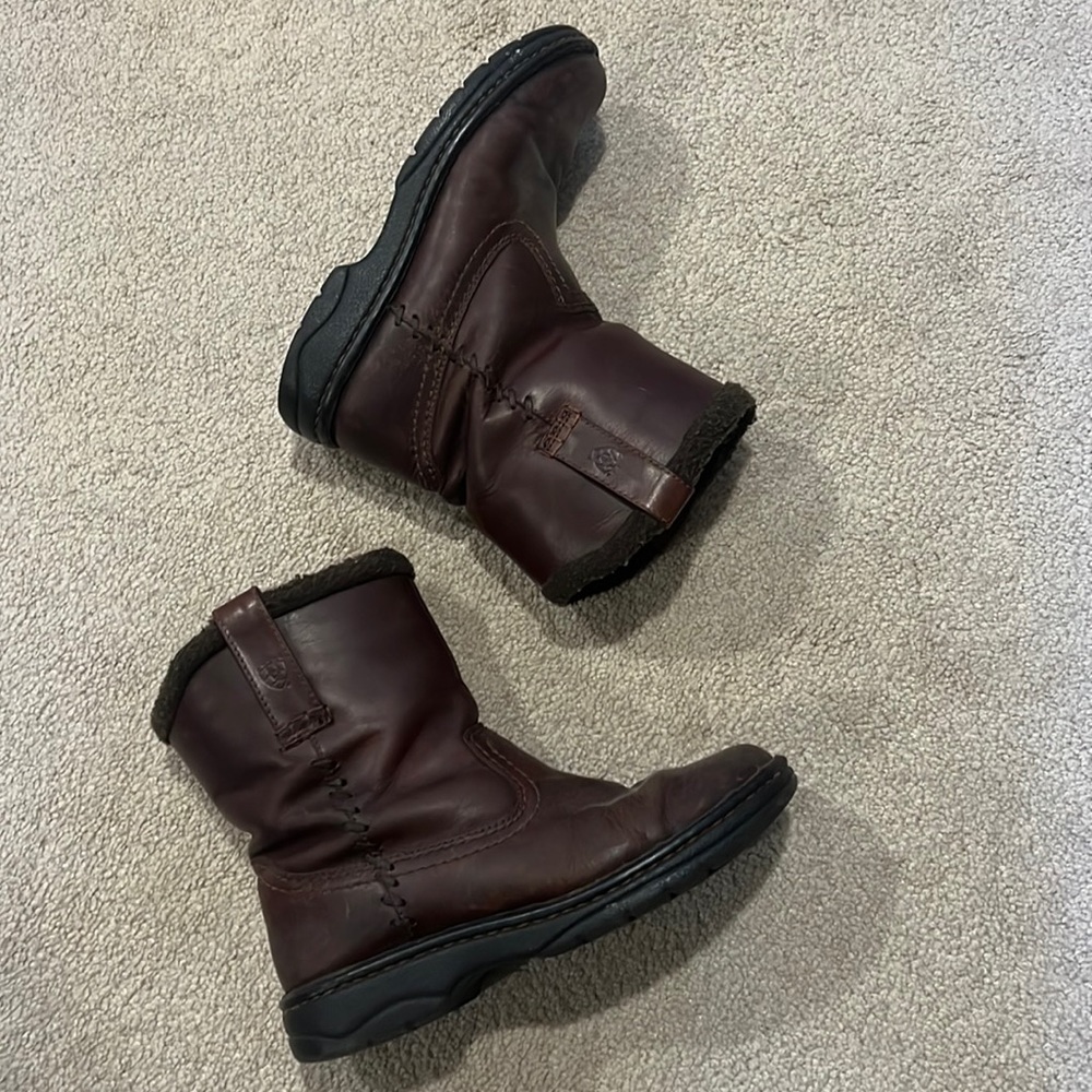 Ariat winter boots. In great shape.